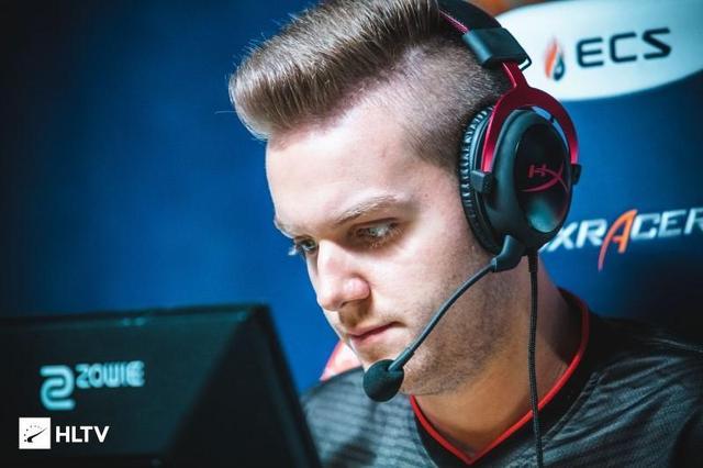 小鲁布队安全了！ Ruler 没有保护，被Oner+ Smash 击中。 T1 2-1 Generation Gaming